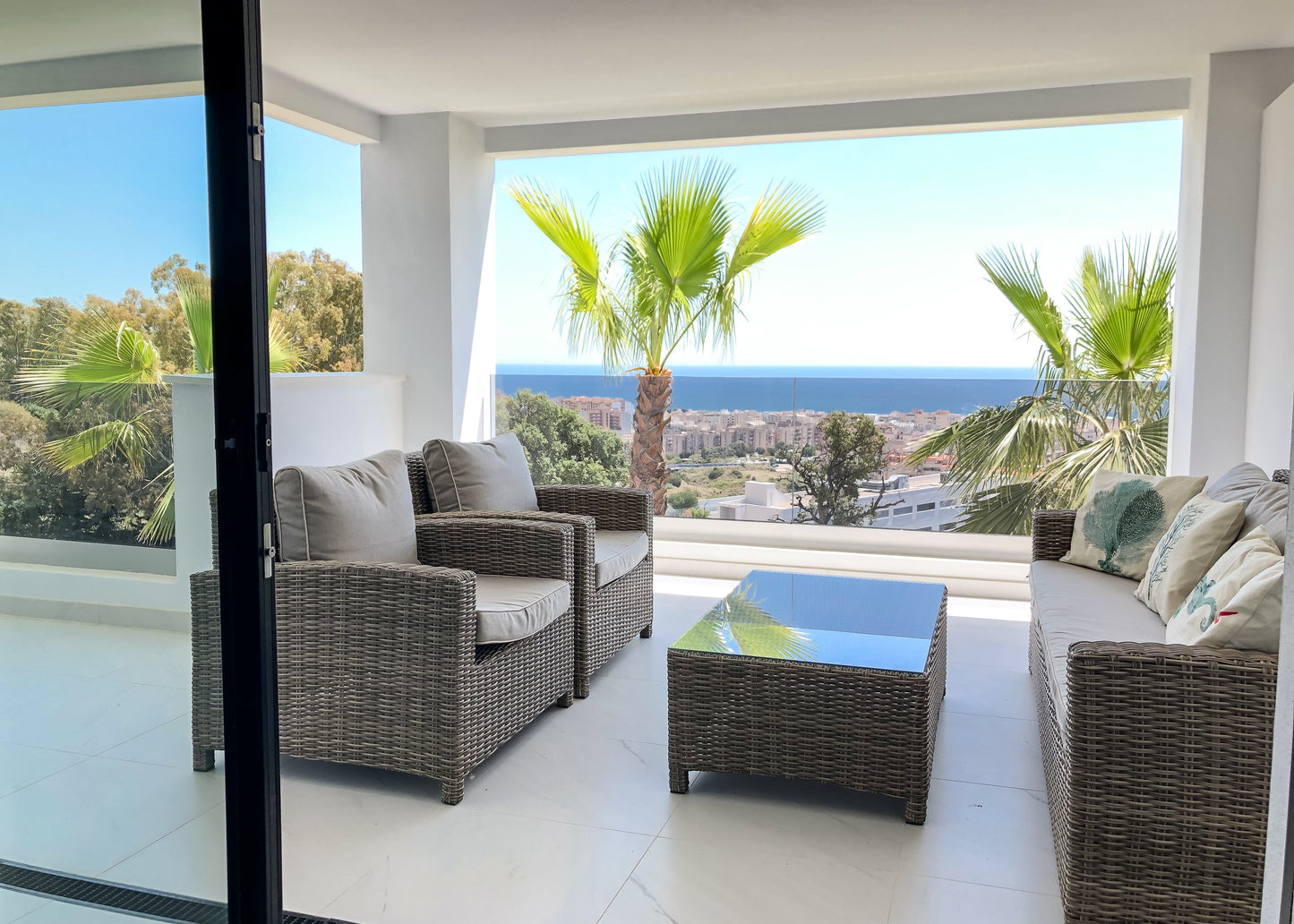 7 netter - Estepona - fra €799 per person