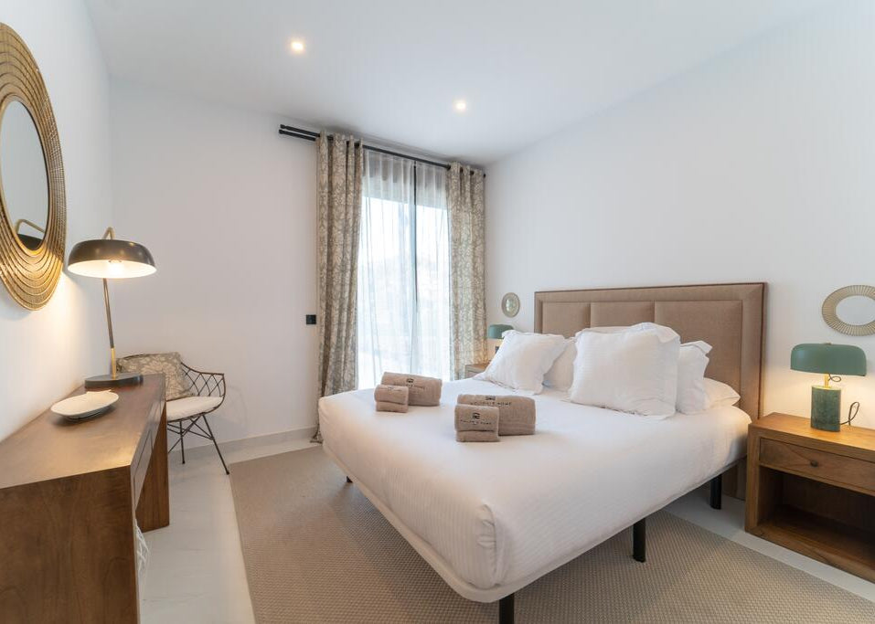 3 netter - Estepona - fra €499 per person